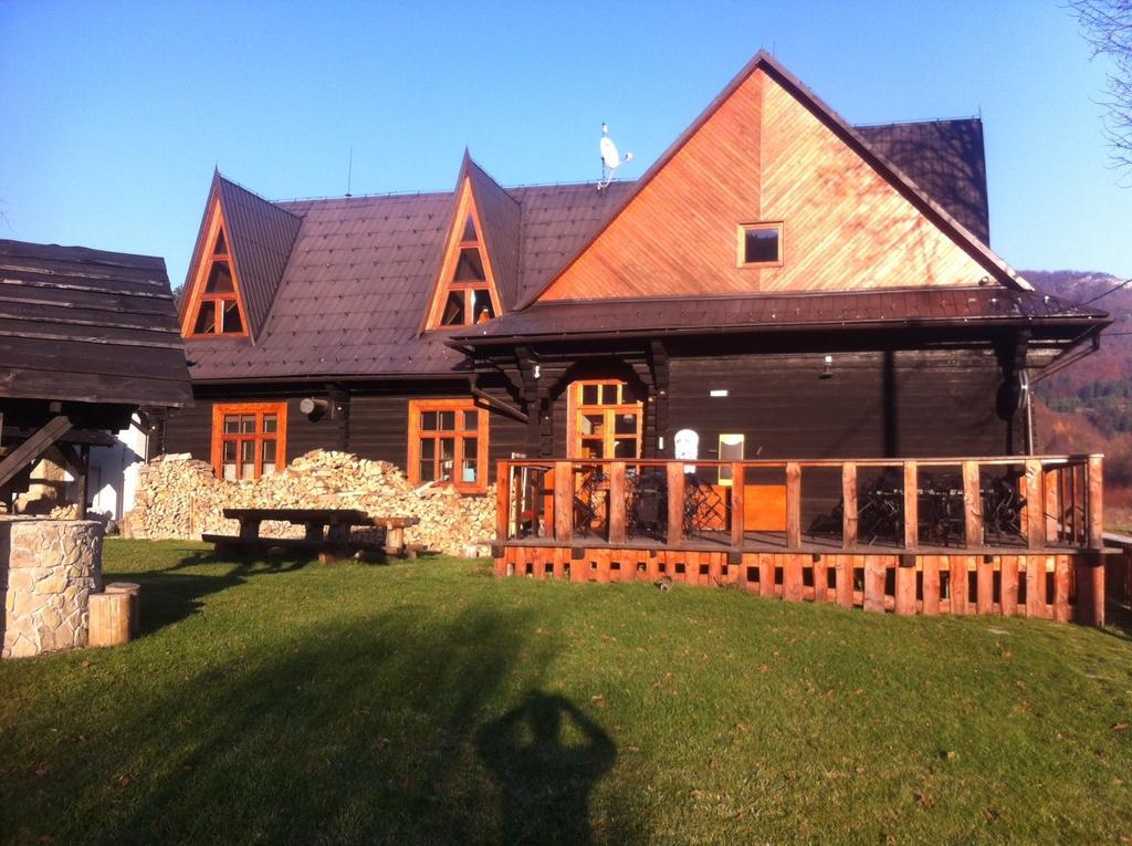 Penzion Manin Považská Bystrica Extérieur photo