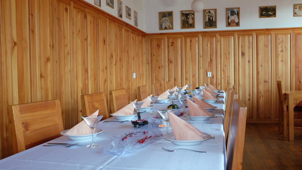 Penzion Manin Považská Bystrica Extérieur photo