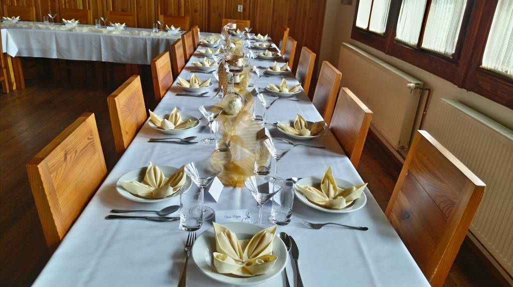 Penzion Manin Považská Bystrica Extérieur photo