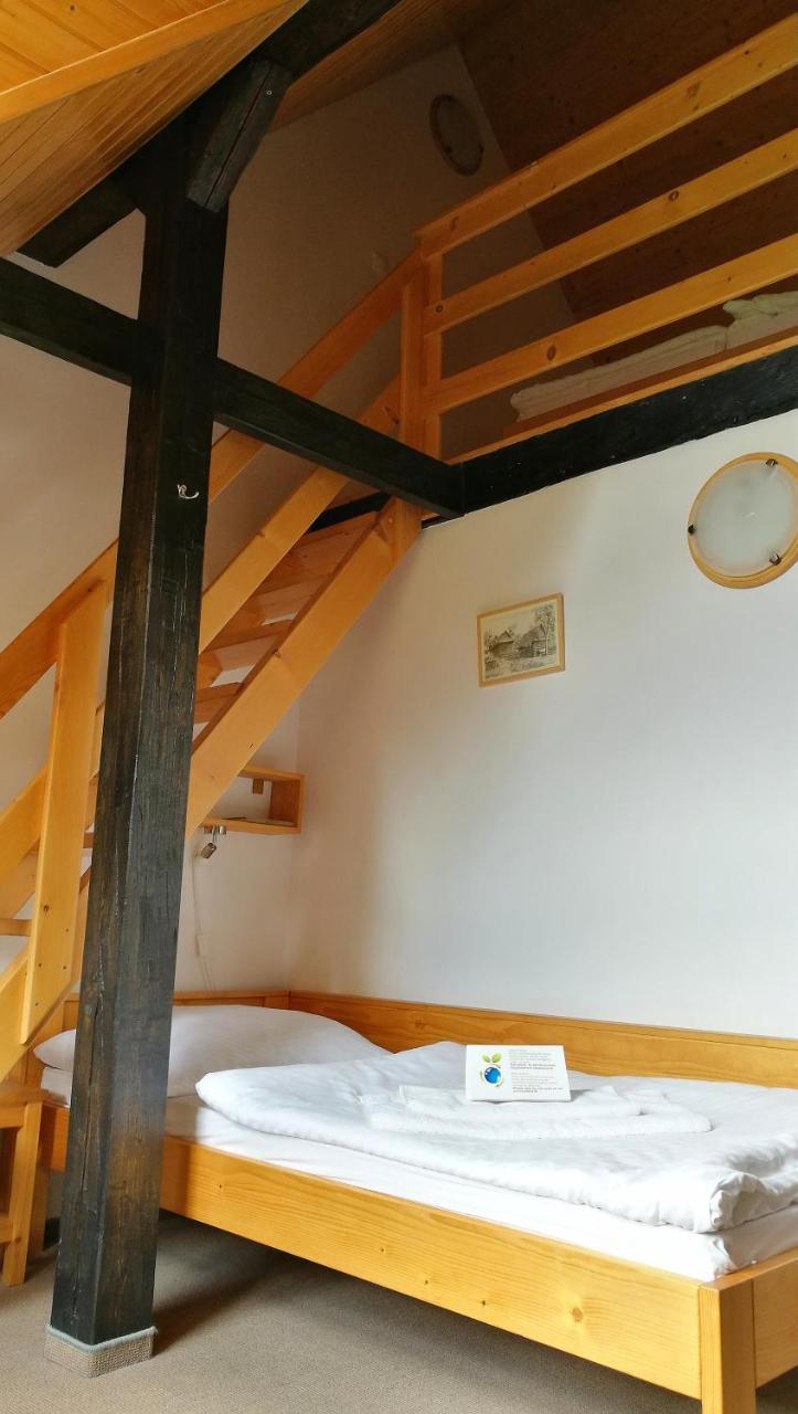 Penzion Manin Považská Bystrica Extérieur photo